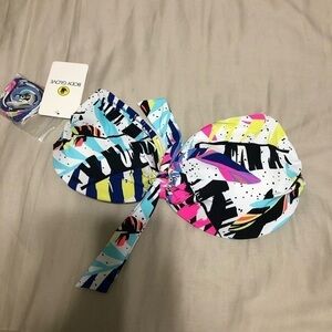 Body Glove Marilyn Badeau Bikini Top in Groovy